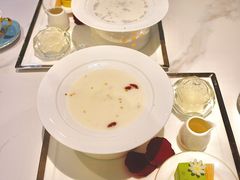 -燕庭·纯燕窝·甜品下午茶(南京西路店)