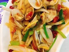 -覃记海鲜美食餐厅