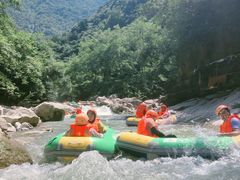 -雅鲁激流探险漂流