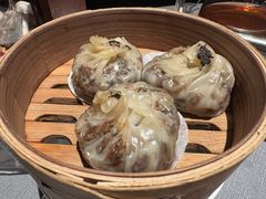 -左庭右院鲜牛肉火锅黑金店(陆家嘴中心店)