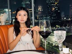 -福楼毕斯罗F Bistronome(国贸商城约会地标景观店)