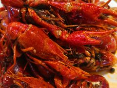 麻辣小龙虾-亚马逊环球美食百汇(新城吾悦广场店)