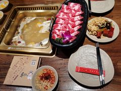 -东巴人鱼豆花火锅(幸福街店)