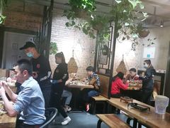 -管氏翅吧(护国寺店)