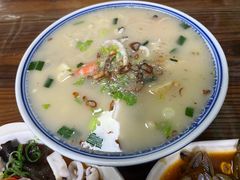 -亚忠小吃店(曾厝垵店)