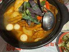 -老表记广西宵夜螺蛳鸭脚煲(东盟店)
