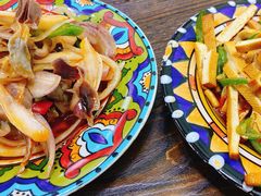 -玲荷鸡丝面(经开万达店)