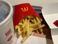 -麦当劳(轻轨曹杨路店)