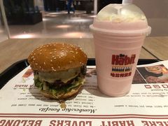 -The Habit Burger Grill 哈比特汉堡(复兴soho店)