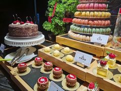 -雍容荟帝王蟹活龙虾展台自助(IFS黑金店)