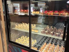 -咖啡苑自助餐厅·中国大饭店