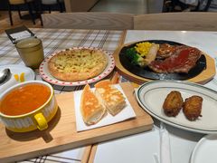 -菲滋意式餐厅(西溪印象城店)