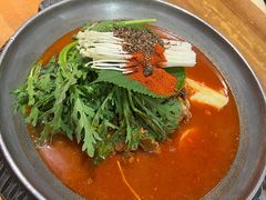 -喇喇排骨火锅·传统韩式脊骨汤(望京西园总店)