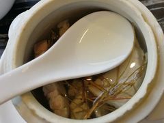 鸡骨草炖猪展肉-美极鲜食坊(宝安南路店)