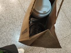 -星巴克(西藏路店)