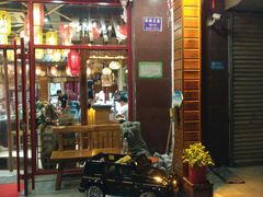门面-东来菜馆•手抓海鲜家常菜•海鲜锅贴(鸽子窝店)