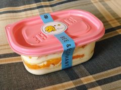 芒果千层蛋糕盒子-蜜蜂小象·榴莲千层蛋糕(时代汇11栋店)