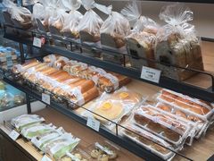 面包甜点陈列柜-仟吉KenGee(汪家墩店)