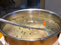 -邻家小馆(银都店)