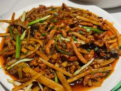 鱼香肉丝-鑫小城故事·藕汤·家常菜(台北一路总店)