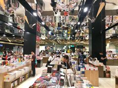 -诚品(信义店)