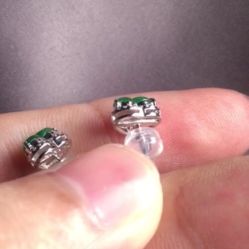 -北京七彩云南翡翠珠宝旗舰店(月坛店)