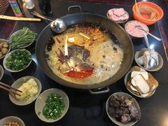 -星鸿社重庆老火锅(燃灯寺分店)