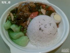 素什锦盖浇饭-老正兴菜馆(福州路店)