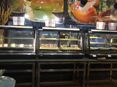 面包甜点陈列柜-三亚胜意海景酒店·海鲜自助餐厅(三亚湾路店)