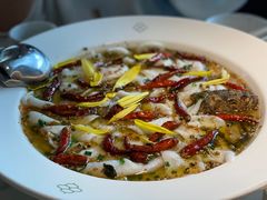 -渔语鱼酸菜鱼新川菜(来福士店)