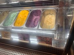-极拉图·现制冰淇淋(大卫城店)