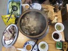 -威邵鸡煲(西华路总店)