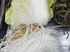 -屯老二农家铁锅炖·行业领军者(梅江店)