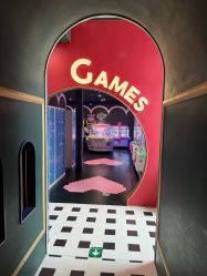 -MELAND CLUB亲子乐园·派对·餐厅(北京芳圆里ID MALL店)