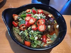 -果松木炭酸菜铜火锅·外婆参鸡汤