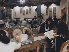 -共舞时光猫咖·狗咖(新街口店)