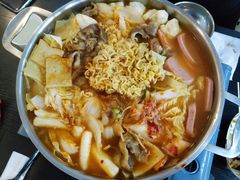 肥牛年糕火锅-喔爸韩国料理(环球银泰城店)