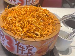 -龍歌自助小火锅(市北台东利群店)