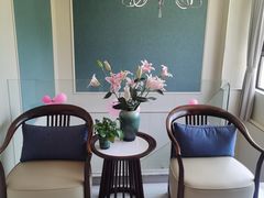 -莱蔻·圣灸堂·推拿艾灸(天山店)