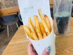 -龙治汉堡(中华城店)