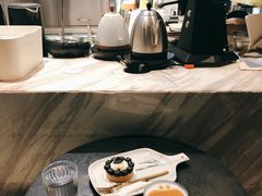 -UNI UNI(环亚凯瑟琳店)