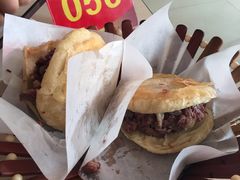 -闫家驴肉老店(华电一校店)