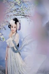 -九月鹰飞汉服摄影工作室