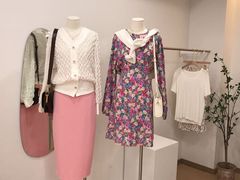 -nana showroom娜娜家服装店