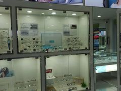 -丽字眼镜(甘井子连锁店)