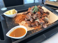 橄榄烤澳洲小羊排-许仙楼餐厅