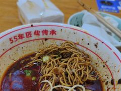 -叶伟胡辣壳面(两路口店)