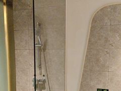 -银河电竞酒店(深圳东门老街地铁站店)