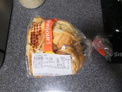 羊角起酥胚-中粮丰通（北京)食品有限公司