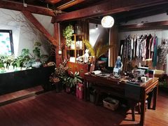 -良友书坊(安徽路店)